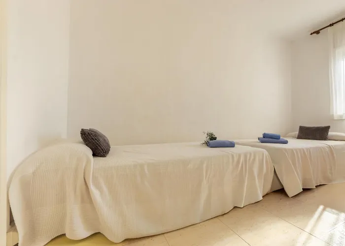 Pompeyo I By Interhome * Cambrils